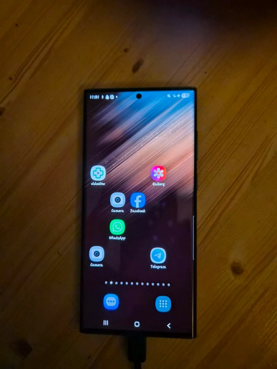 SAMSUNG S22 ULTRA 5G - Image 4