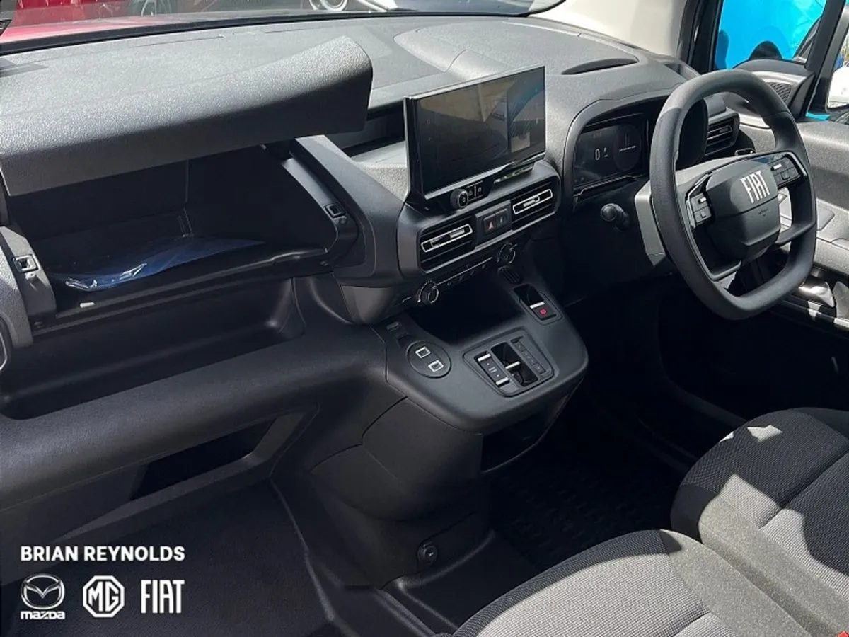 Fiat Doblo Cargo SWB 1.5 130hp 650kg Tecnico Plus - Image 3