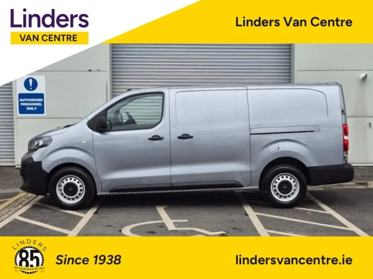 Opel Vivaro LWB 251 0kms Demo - Image 4