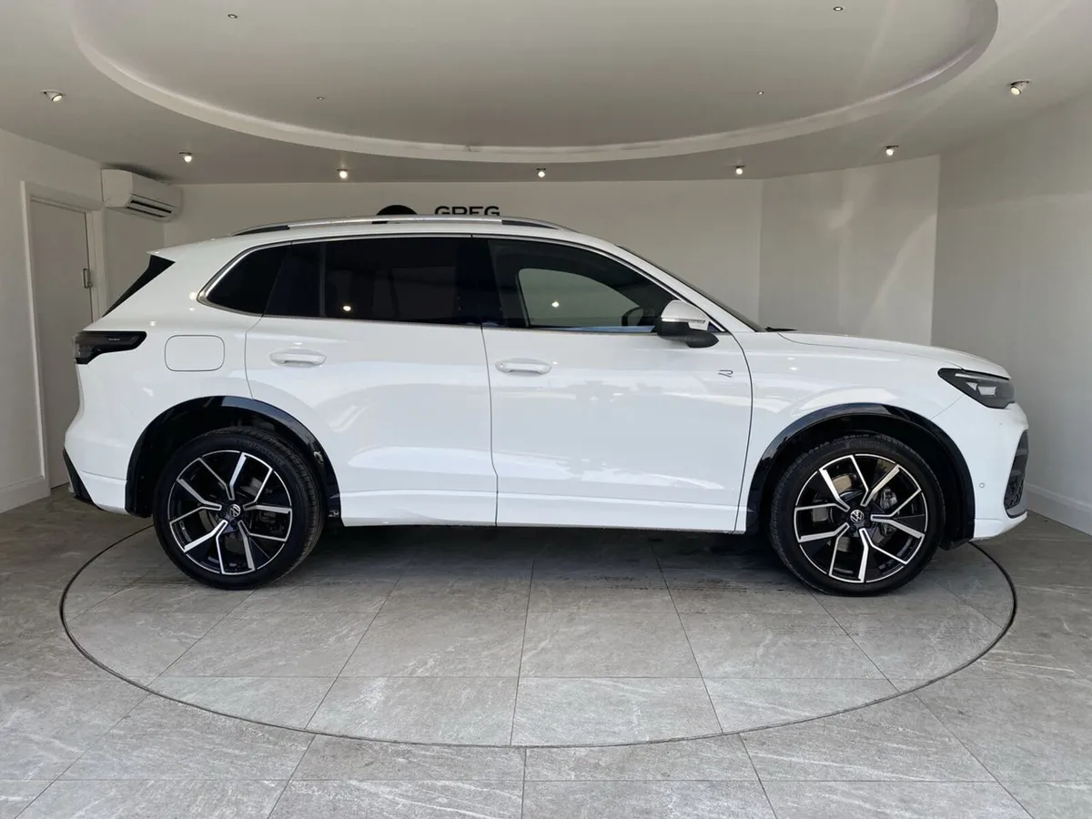 Volkswagen Tiguan 2024 - Image 4