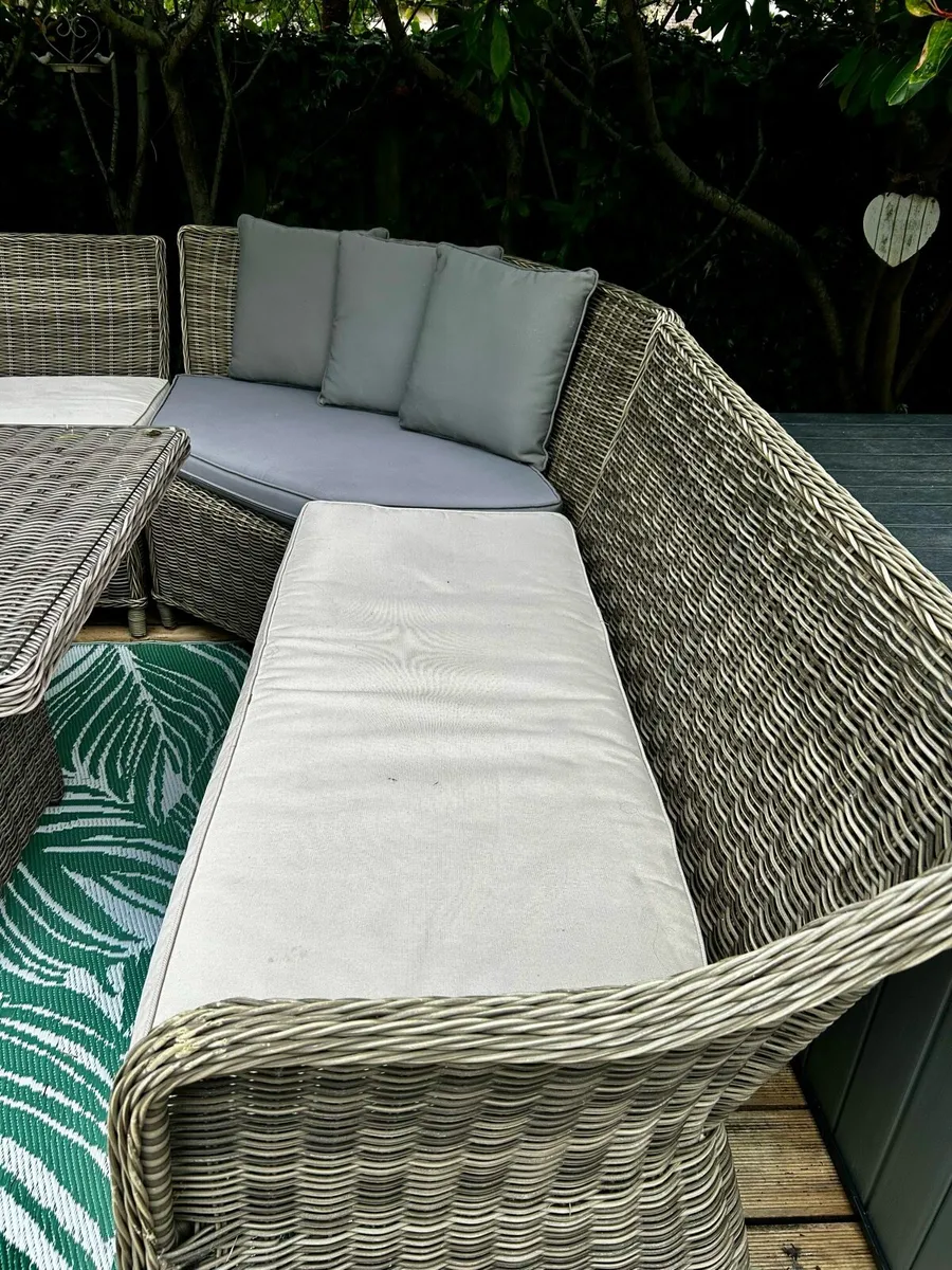 Garden furniture - Image 2