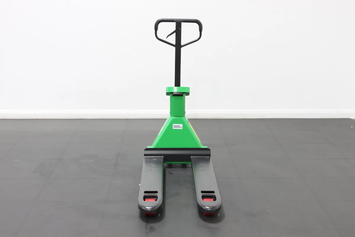 giraffe - 3.0T Manual Pallet Truck with Scales - Image 3