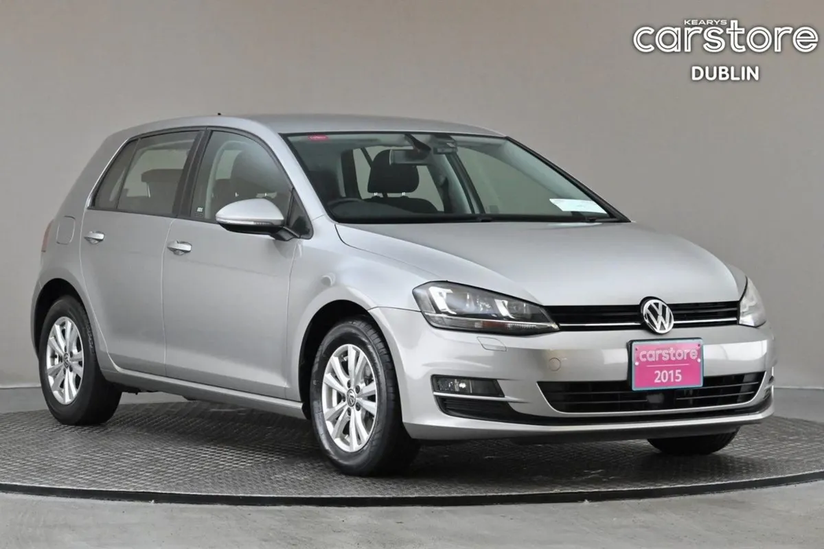 Volkswagen Golf 1.2 TSI DSG MK7 Comfortline  reve - Image 1