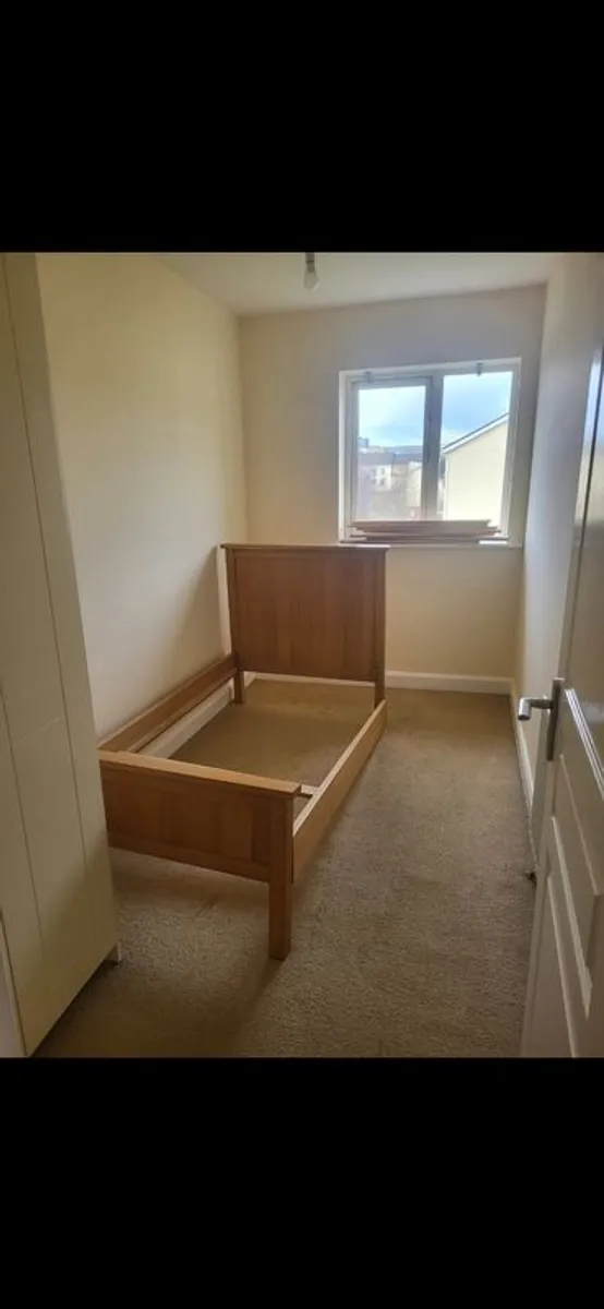 3 Bed frames 100 - Image 3