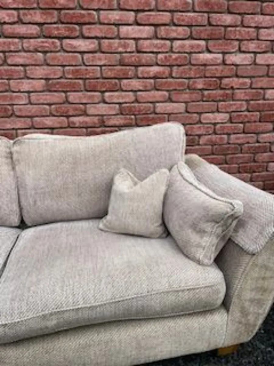 Sofa - Image 3