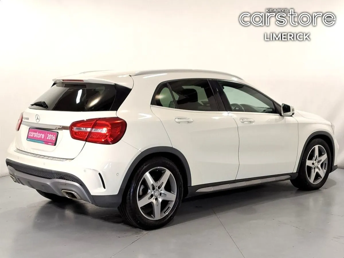 Mercedes-Benz GLA 180 Auto 1.6 PET - Image 3