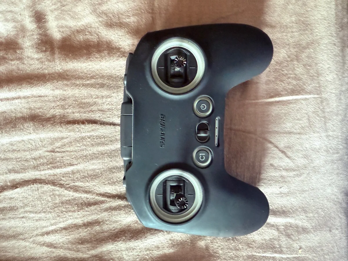 DJI FPV WHOLE SET (no drone included) - Image 2