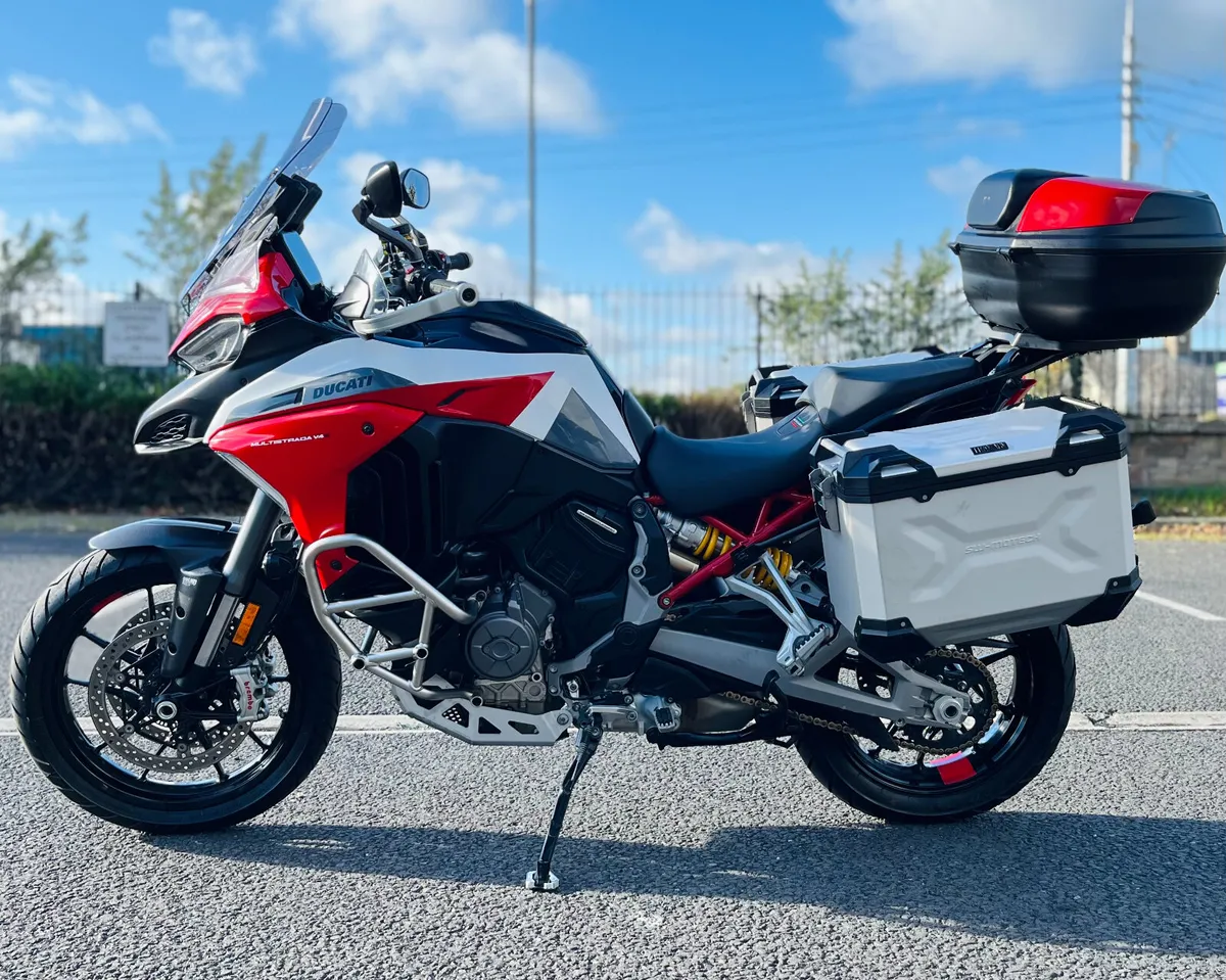 DUCATI MULTISTRADA V4 S PERFORMANCE + EXTRAS - Image 4