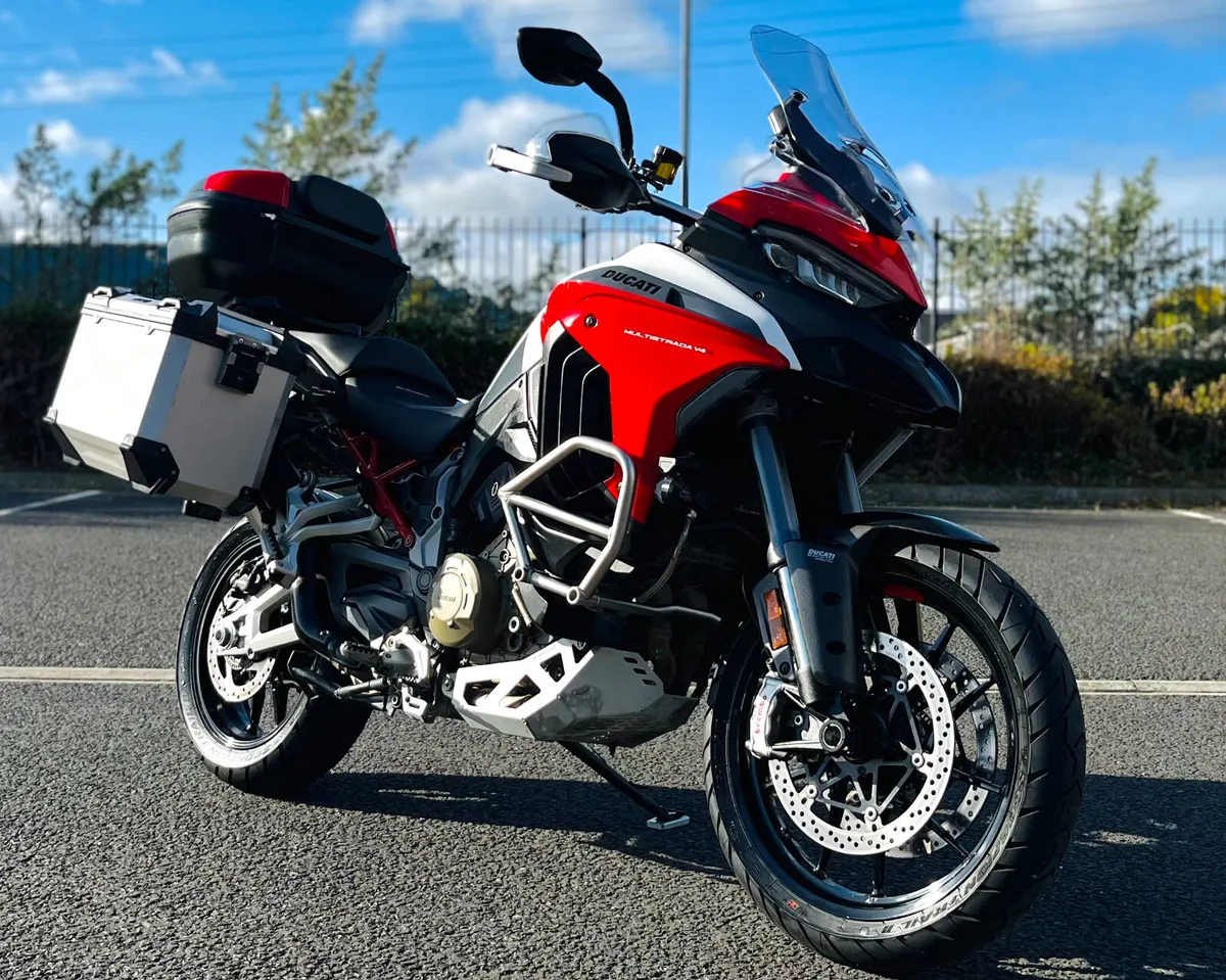DUCATI MULTISTRADA V4 S PERFORMANCE + EXTRAS - Image 2