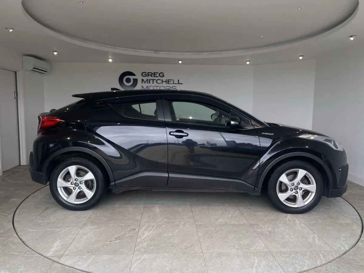 Toyota C-HR 2019 - Image 4