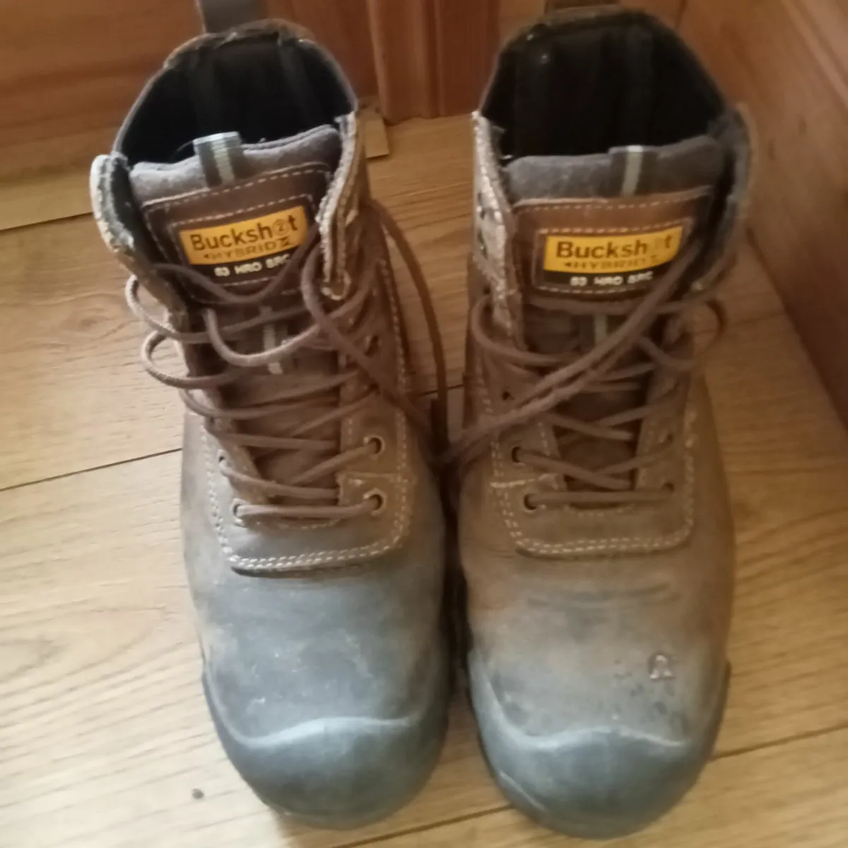 Buckler work boots / work wear / safety boots - Image 1