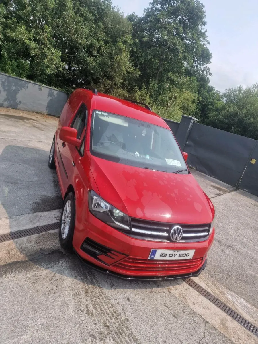 Caddy 2018 - Image 1