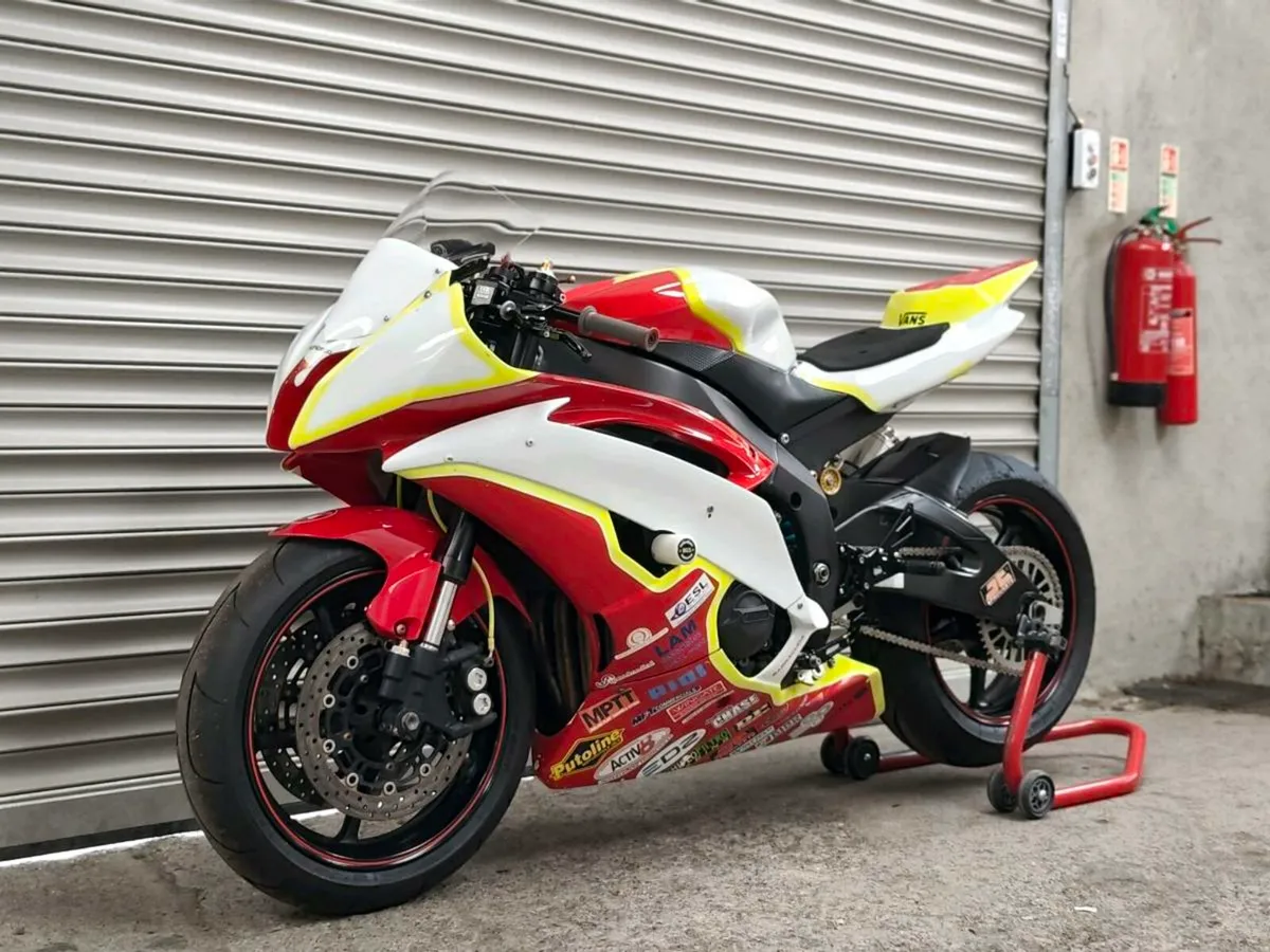 Yamaha R6 Race Bike Mint - Image 4