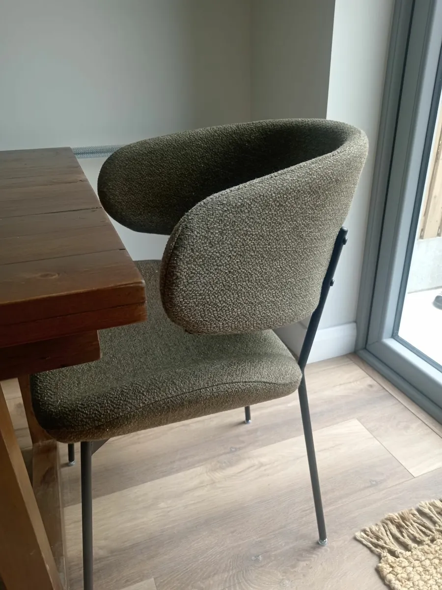 Dinning chairs - Image 2