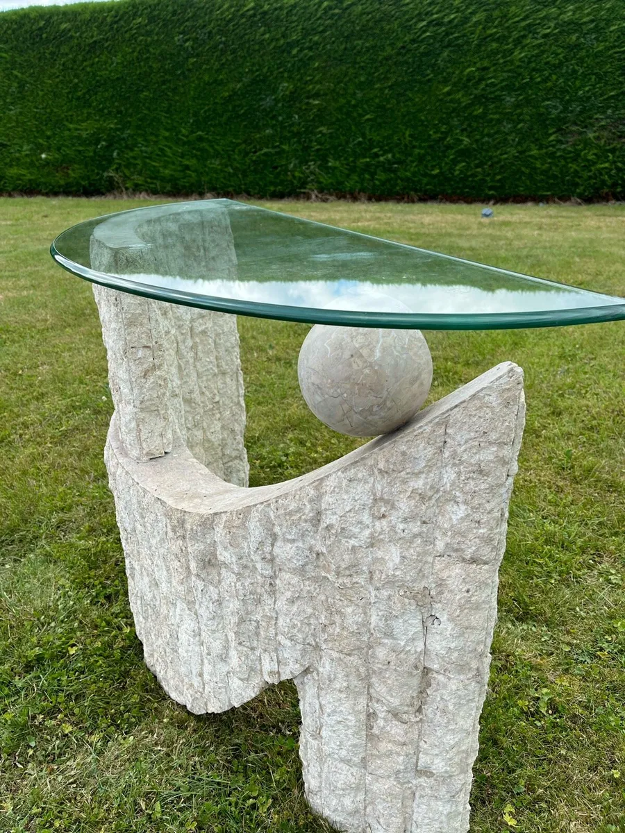 Decorative stone hall table - Image 3
