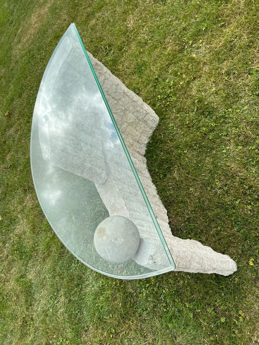 Decorative stone hall table - Image 4