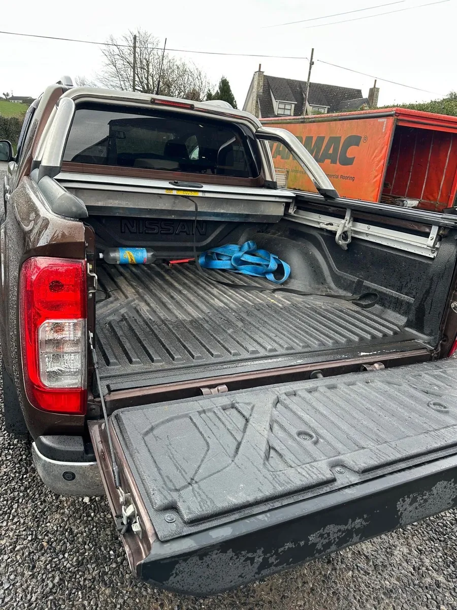 Nissan Navara tekna 2.3 2018 - Image 4
