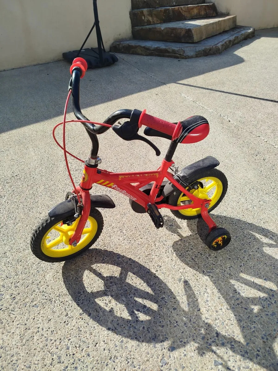 Fire Rescue 12" Bike - Image 1