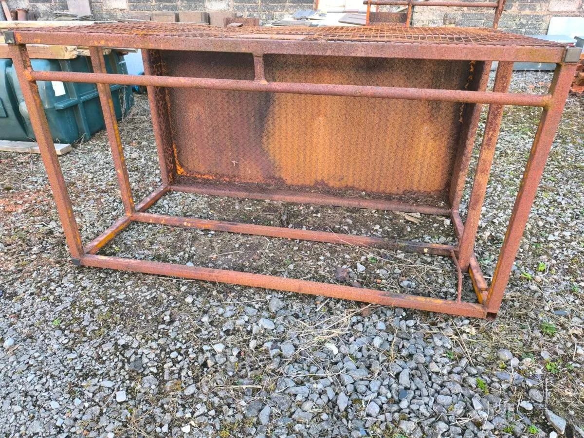 JCB teleporter man cage - Image 4