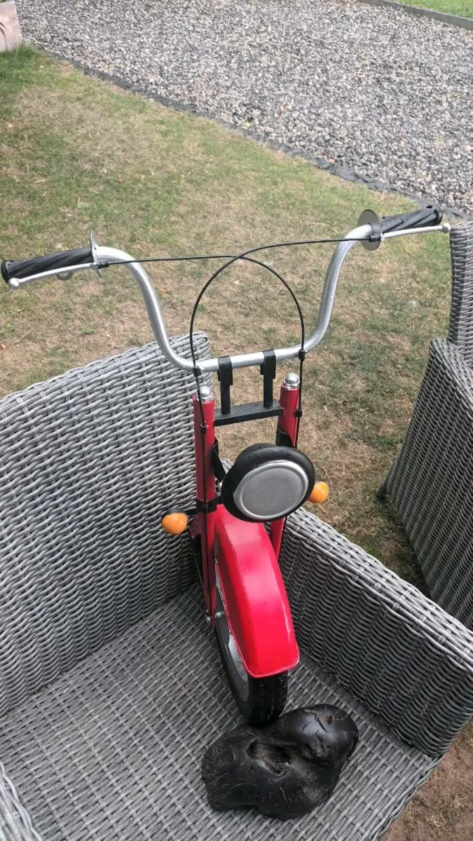 Moped prop, for bar, barbers, shop window, D18 - Image 2