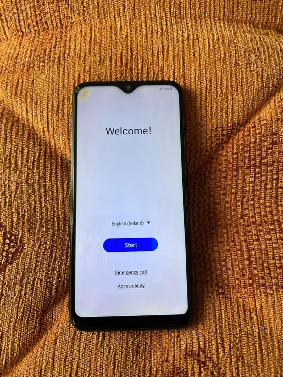 Samsung Galaxy A20e - Image 2