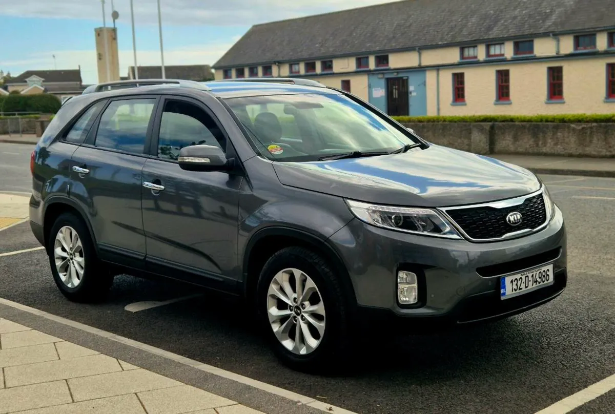 13-2 KIA SORENTO  AUTOMATIC SLI 7 SEATER 3.5 - Image 3