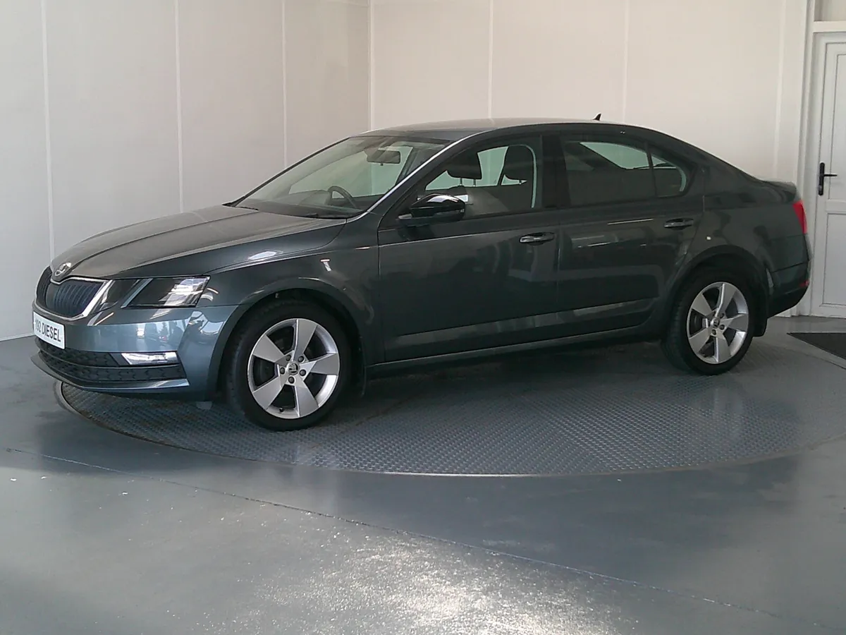 Skoda Octavia 2019 - Image 3