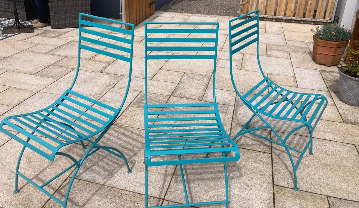 Outdoor /indoor chairs/garden bench - Image 1