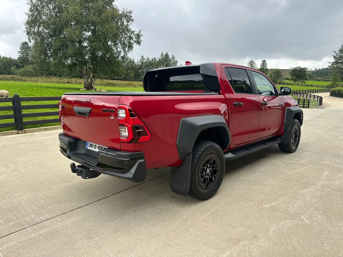 Year 2025 Toyota Hilux GR Sport 2 - Image 3