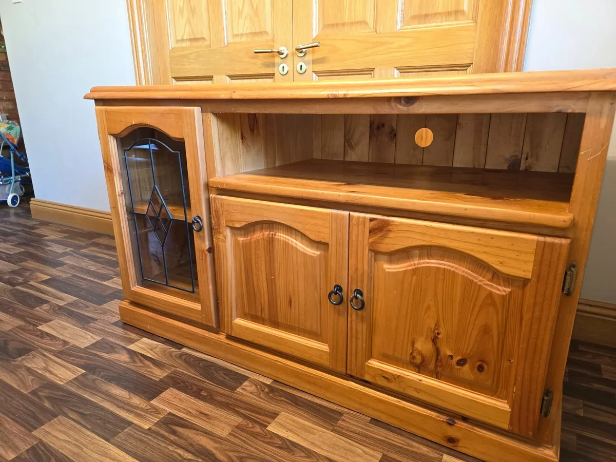 Oak sideboard - Image 4