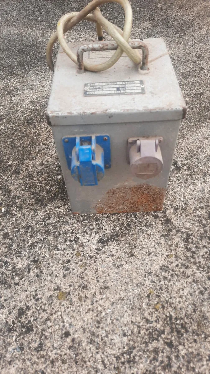 Three phase transformer-- good condition - Image 1