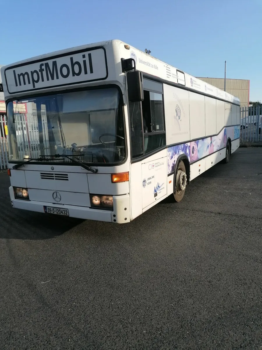 Mercedes-Benz Sprinter 1999 - Image 1