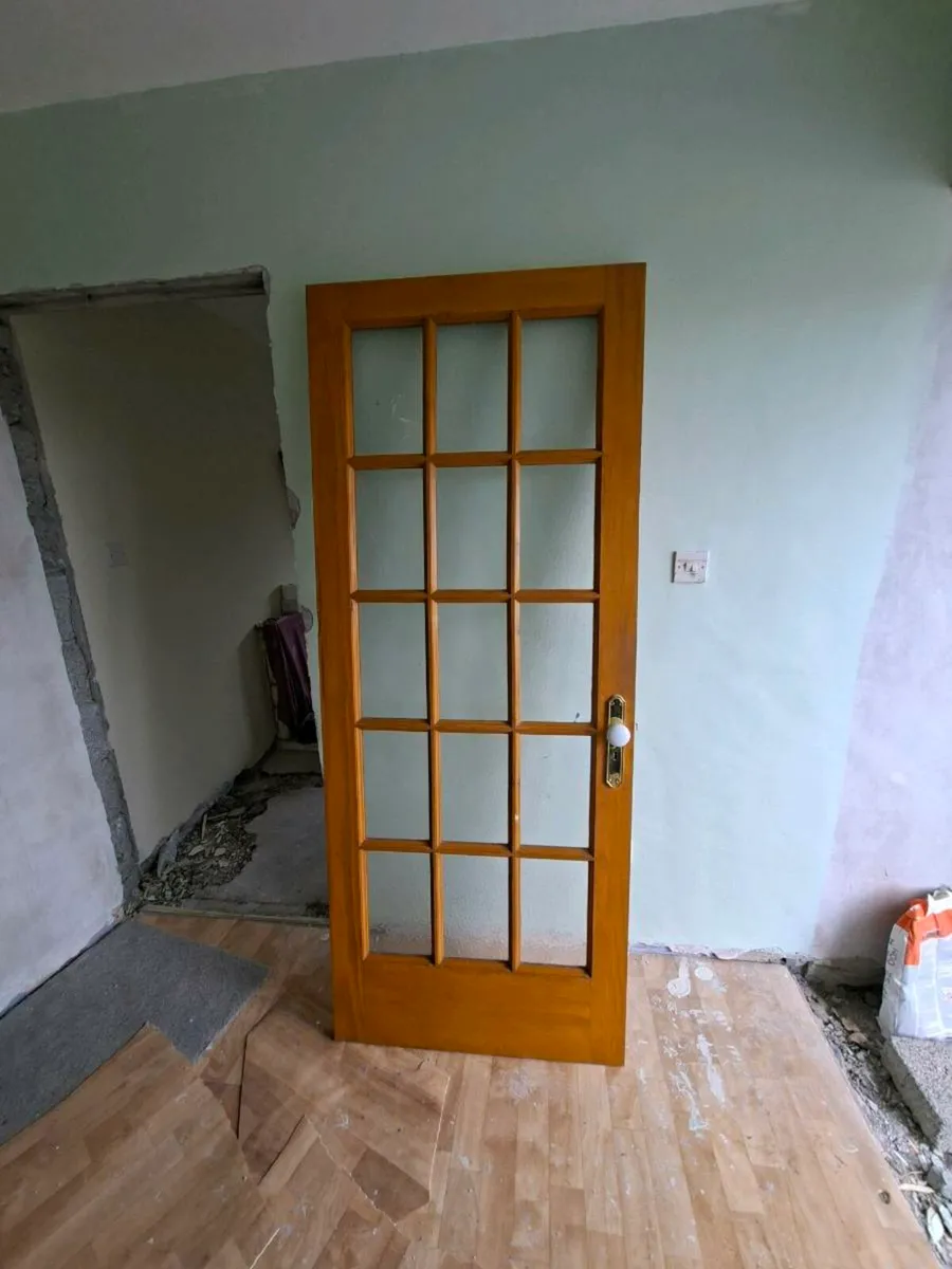 Door - Image 1