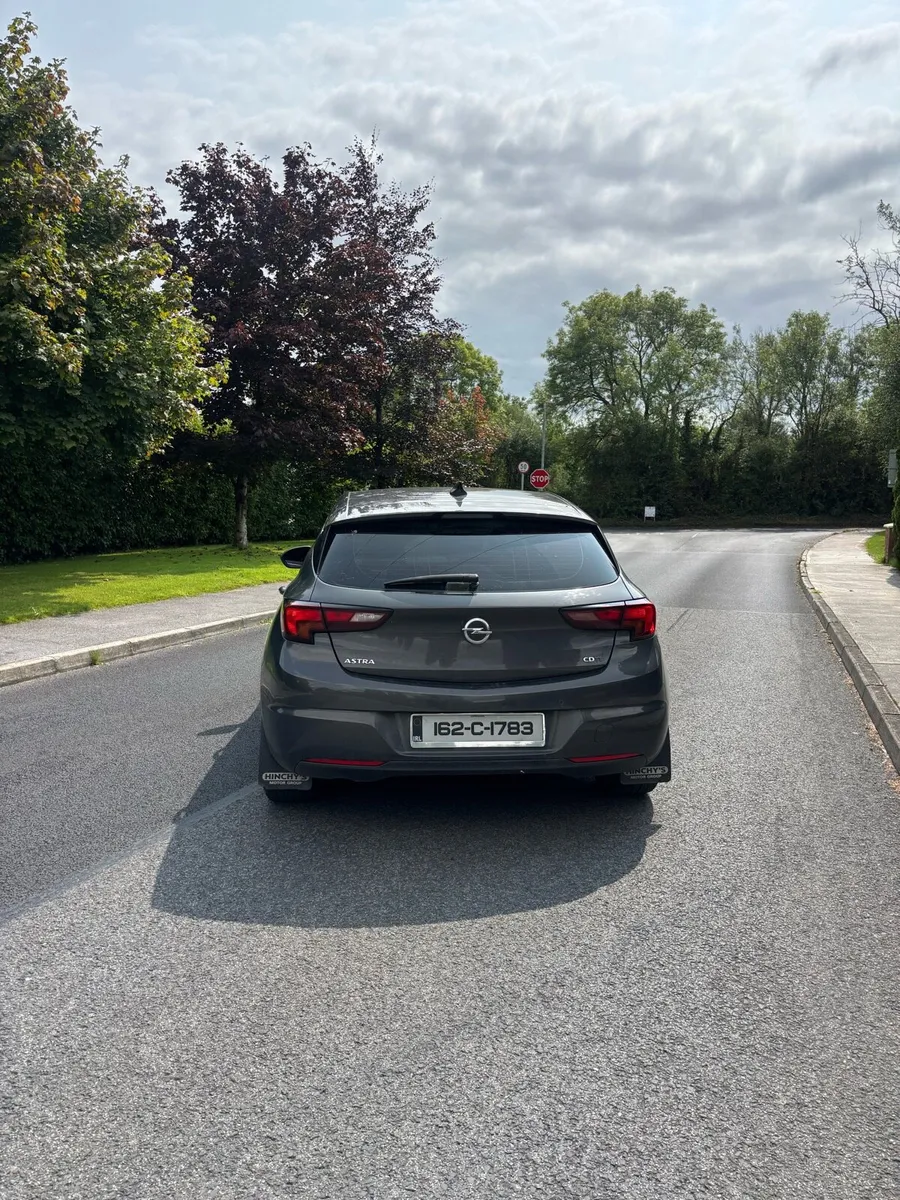 Opel Astra - Image 4