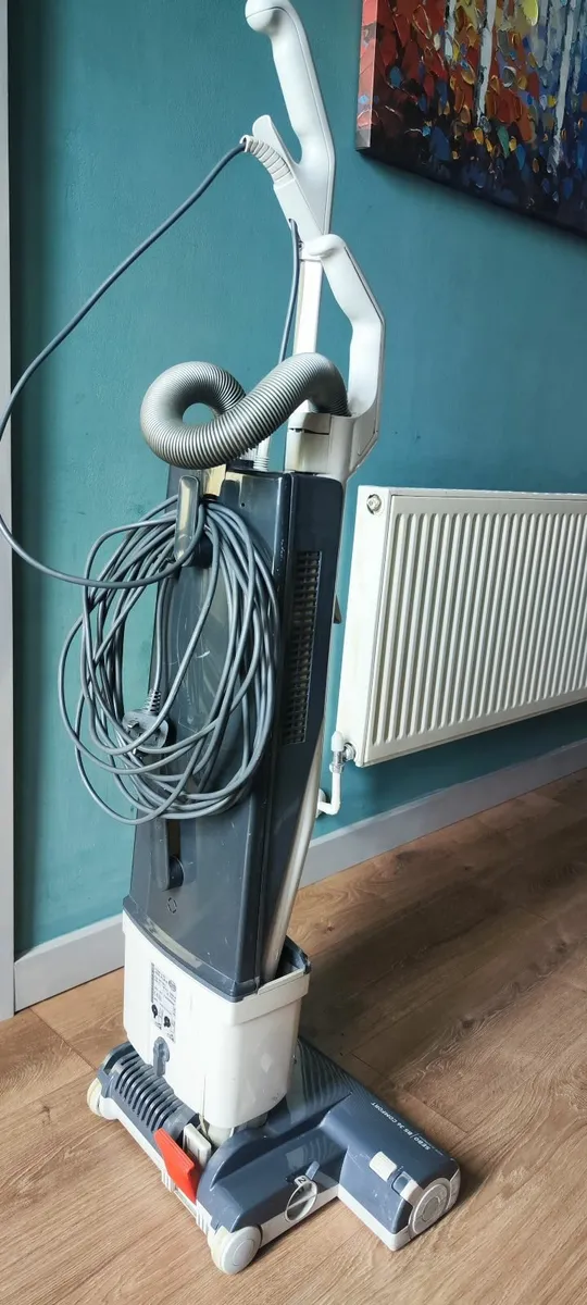 Vacuum cleaner sebo bs36 - Image 1