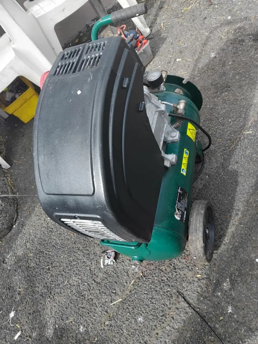 Air compressor working 100-percent - Image 3