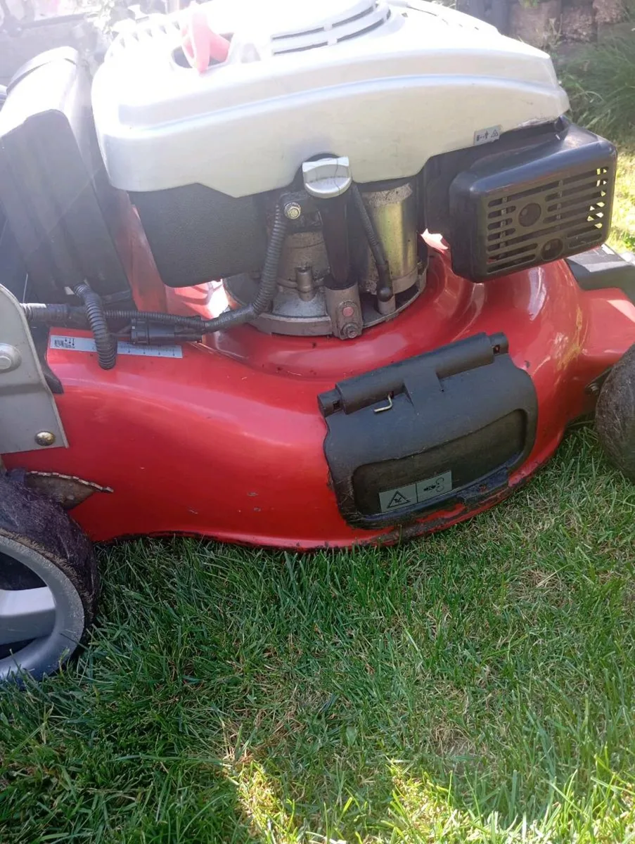 Einhell self-drive lawnmower - Image 2
