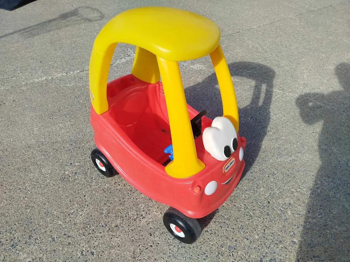 Little Tikes Cozy Coupe Car Classic Ride On