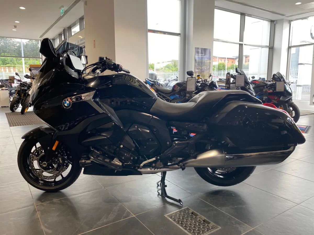 2025 BMW K1600B LE with Comfort Package - Image 2