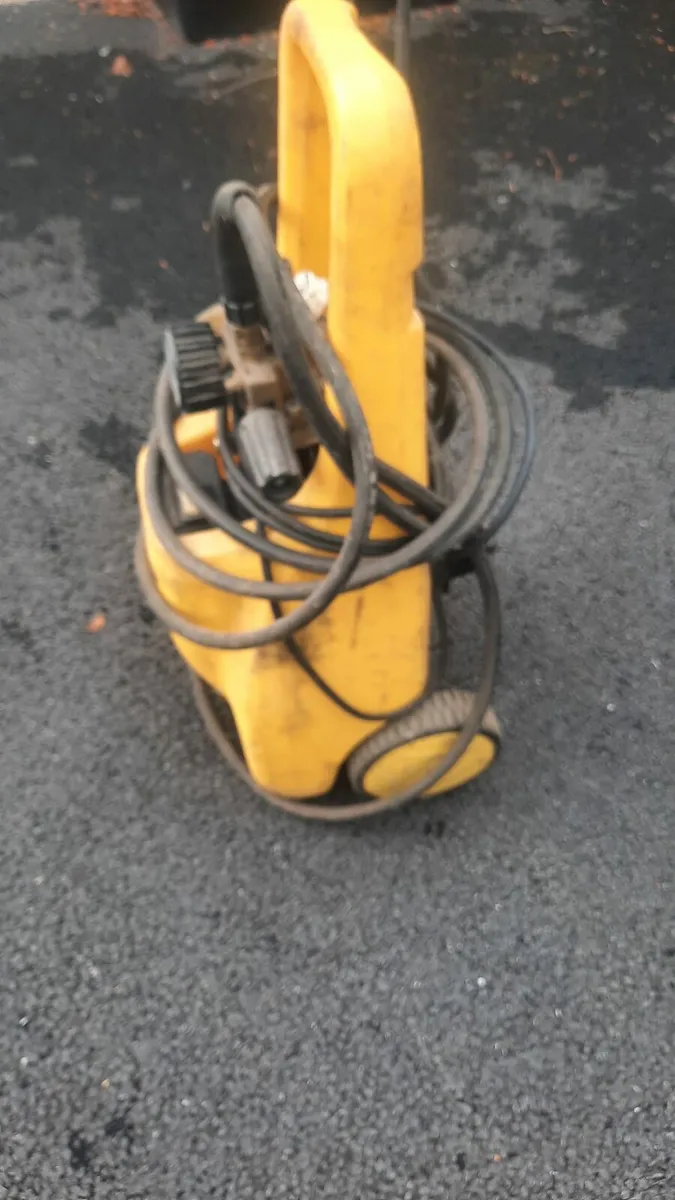 Heavy duty electric powerwasher- excellent - Image 2