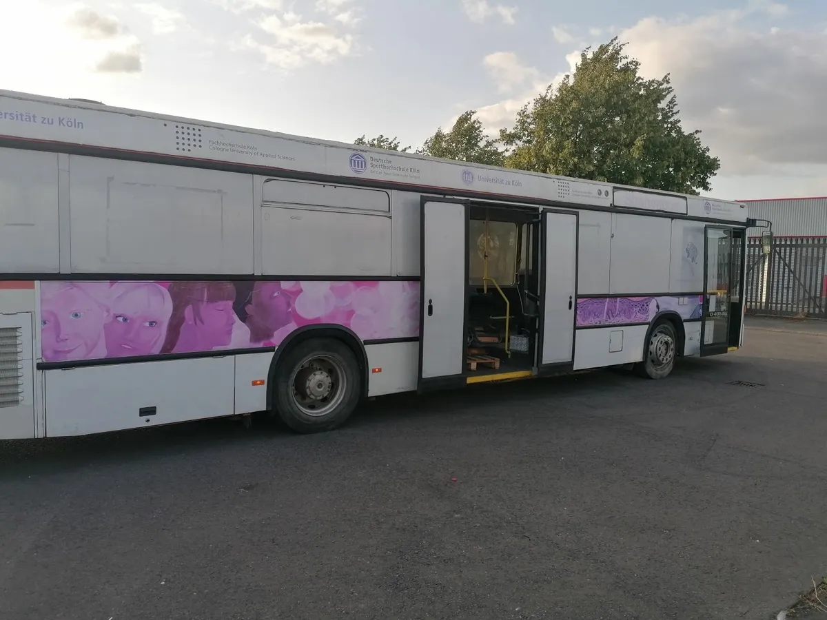 Mercedes-Benz Sprinter 1999 - Image 2