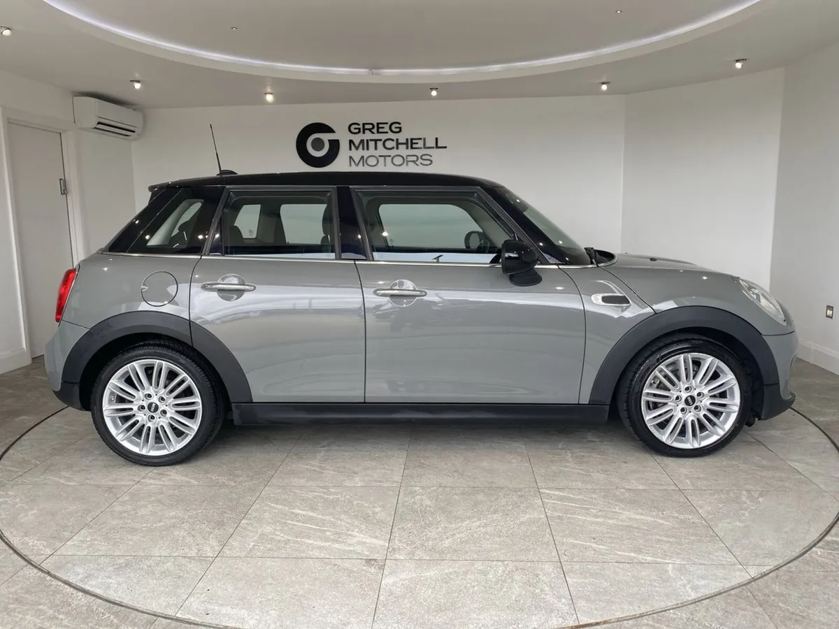 Mini Cooper 2017 - Image 4