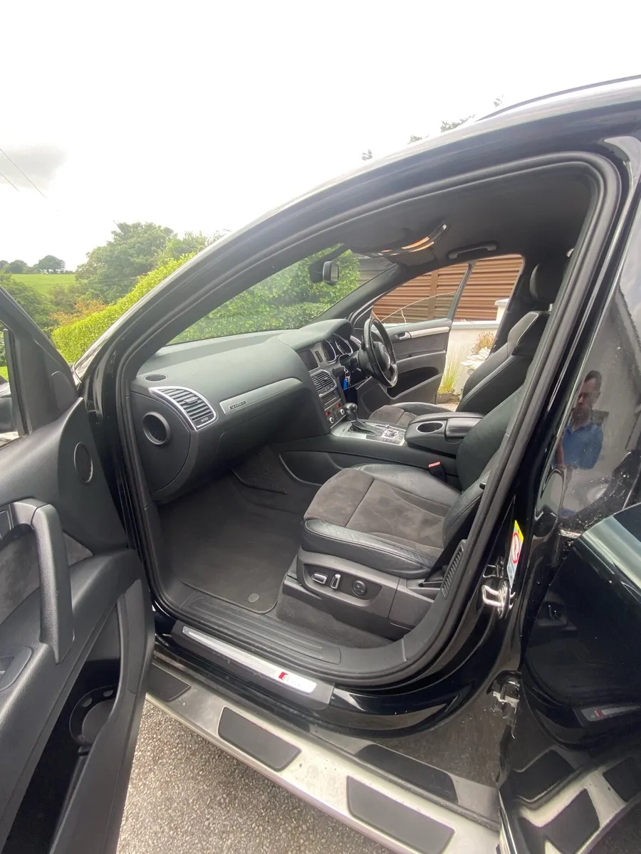 Car - Image 2