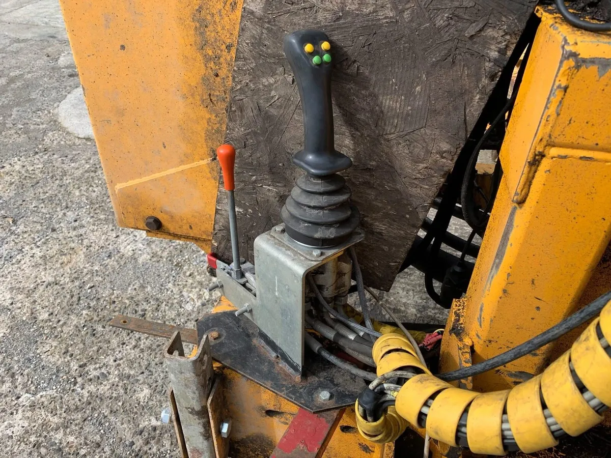 Hedgecutter Wanted - Image 3