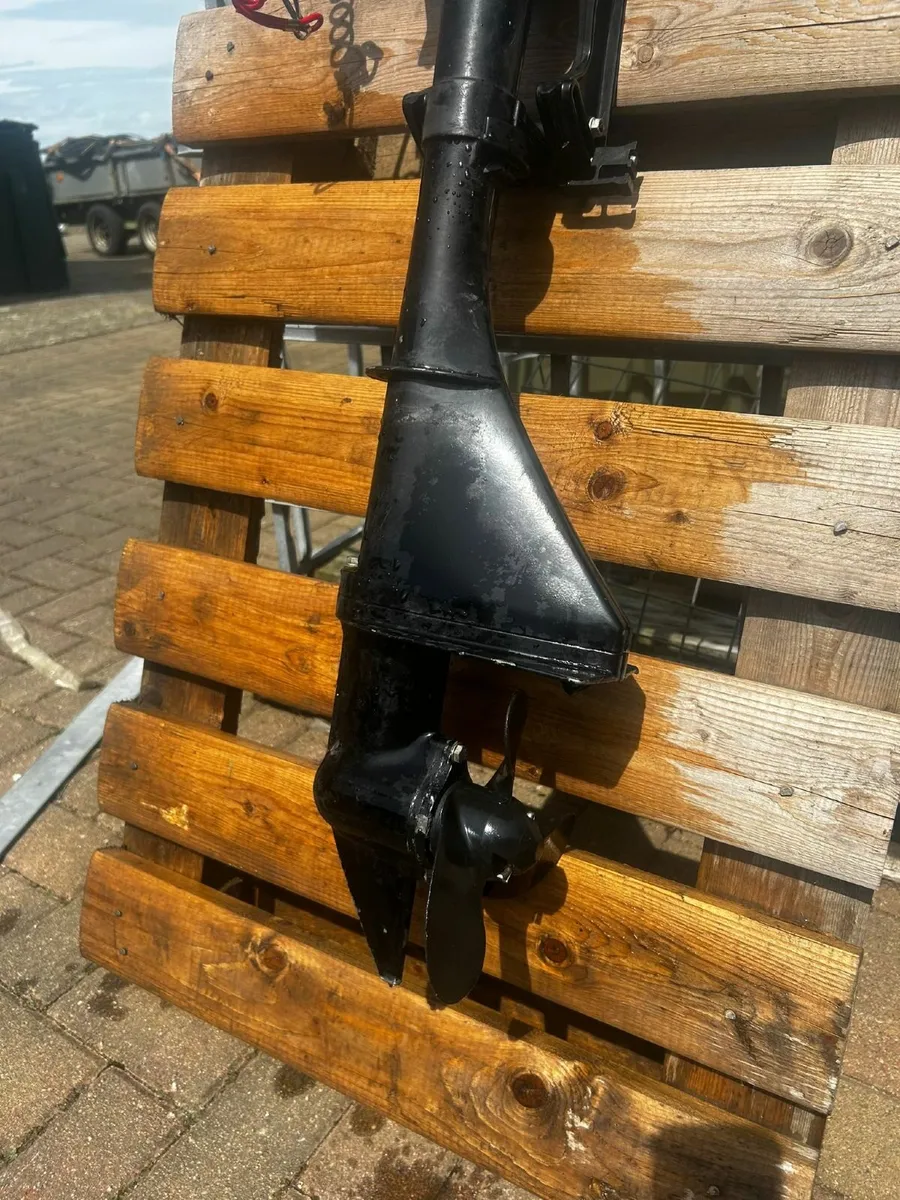 Outboard engine - Image 3