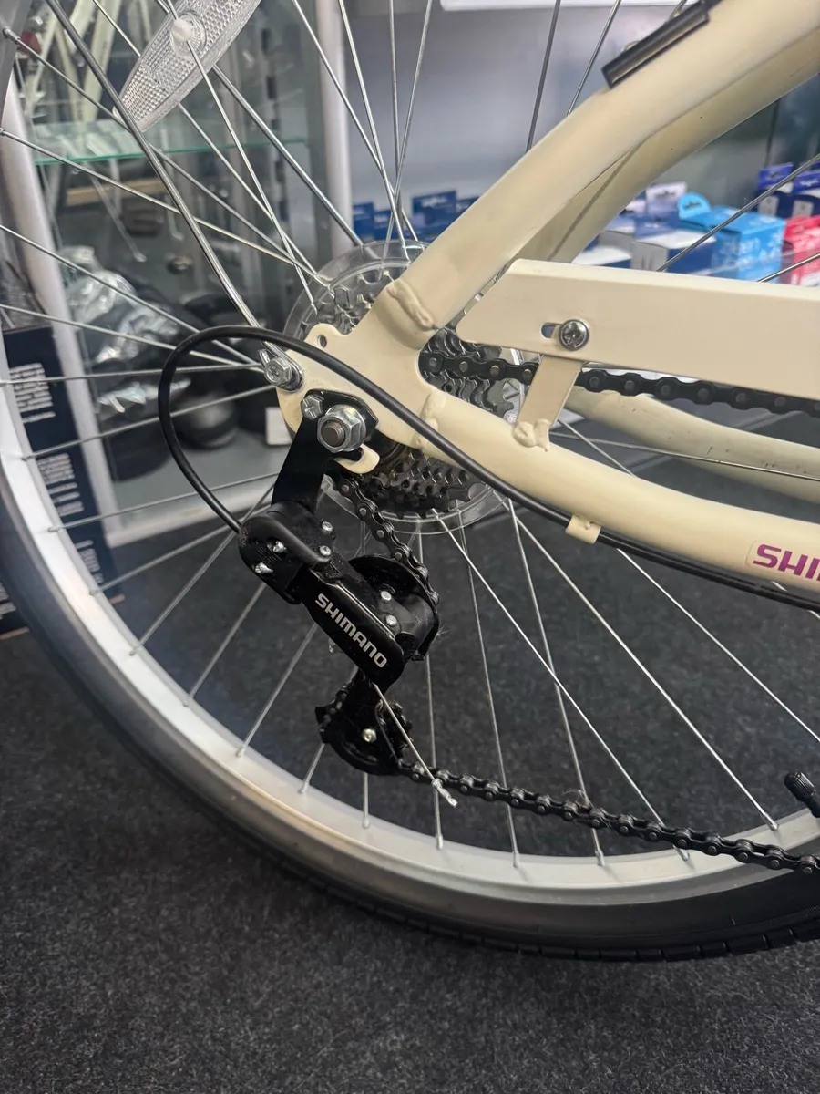 Reduced Ex Display Huffy Ladies Bike - Image 4