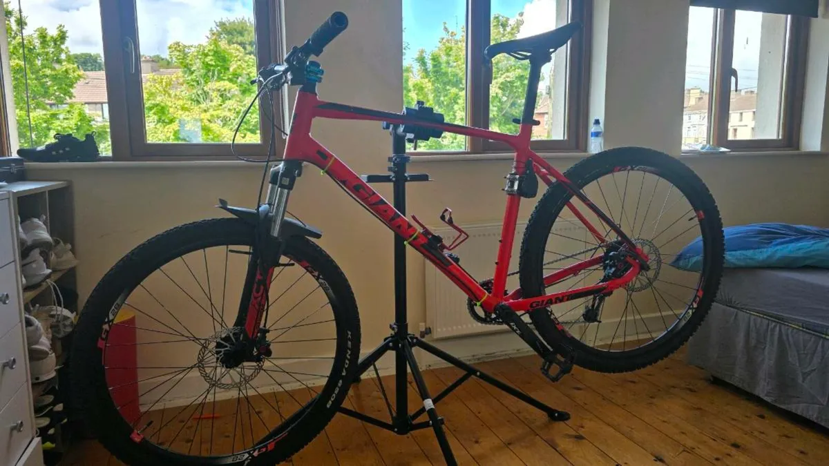 Giant ATX MTB - Image 1