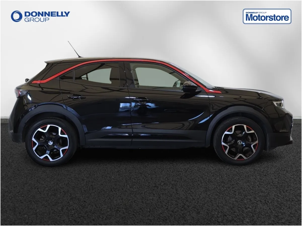 Vauxhall Mokka Electric Hatchback SRi Nav Premium - Image 3