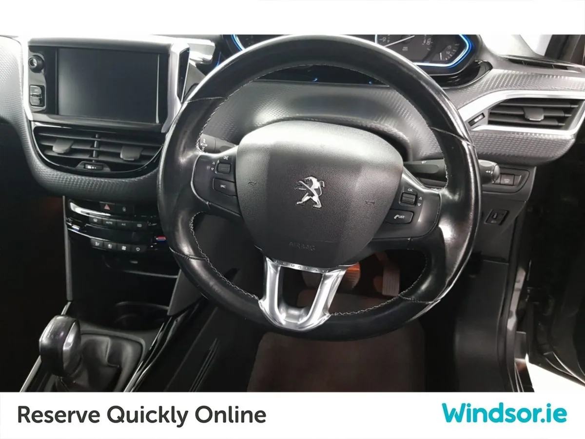 Peugeot 2008 1.2 Puretech 82bhp Allure - Image 4