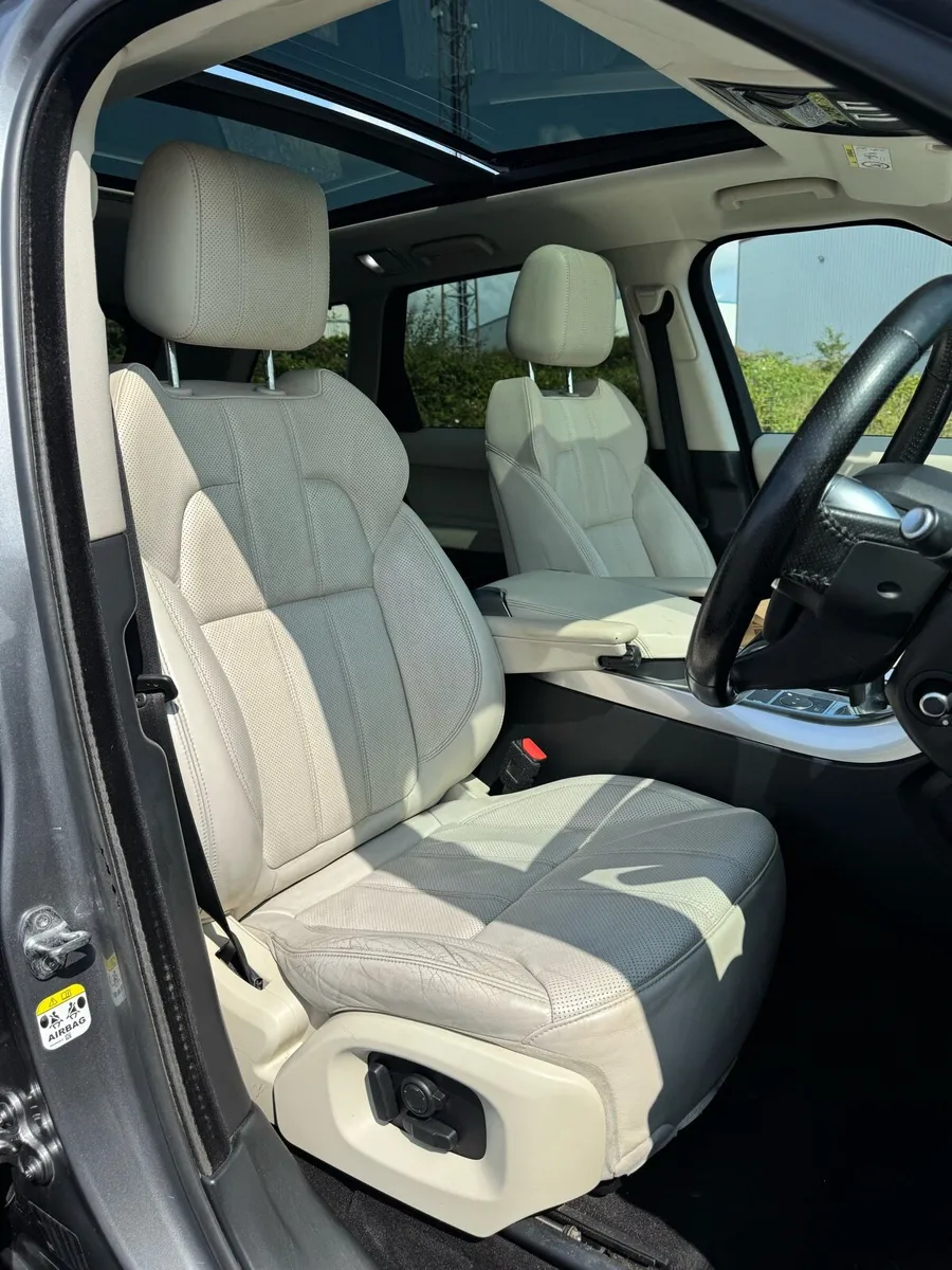 2017 Range Rover Sport 2.0 SD4 240Bhp HSE - Image 4